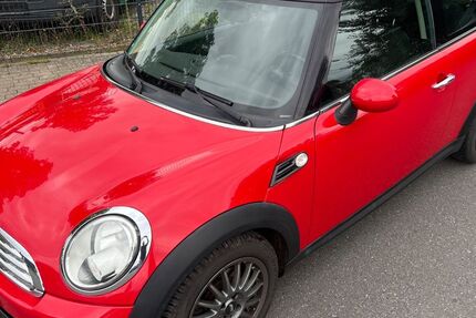 Mini ONE 158.000 km 5.300 € Göttingen 37079