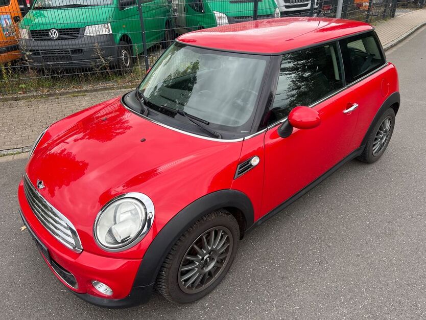 Mini ONE 158.000 km 5.300 € Göttingen 37079