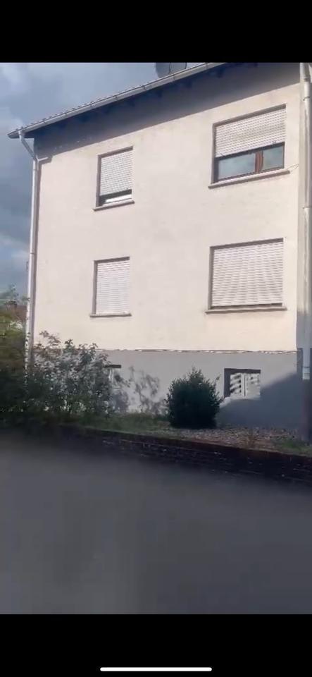 6 Wohnungen zu Verkaufen im Mehrfamilienhaus