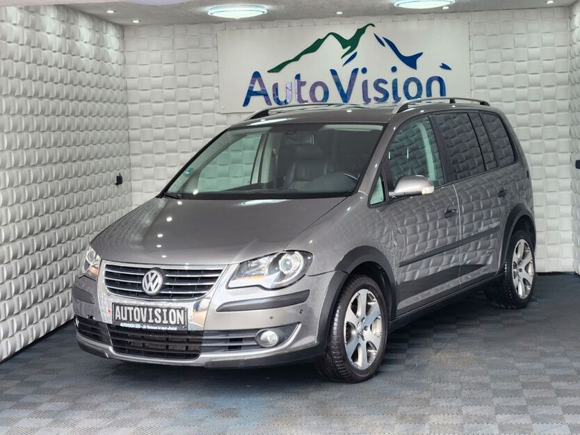 VW Touran 198.000 km 5.950 € Herzberg am Harz 37412