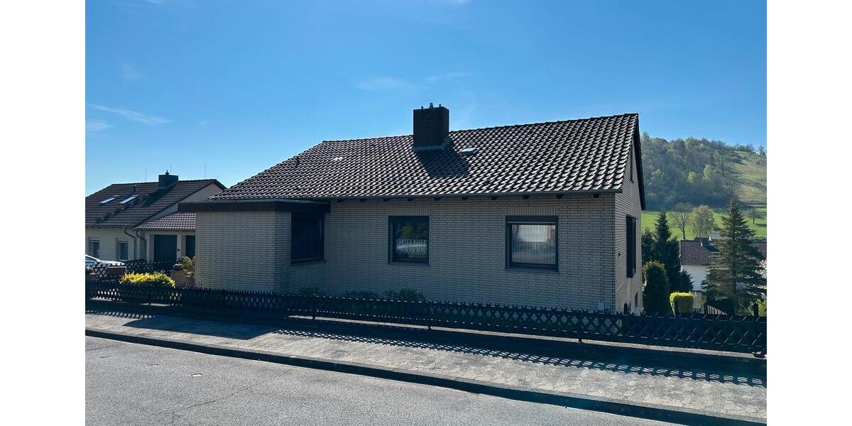 Einfamilienhaus Moringen - 7.5 Zimmer, 250 m&sup2;, 249.000&euro; | Angebot:26995778