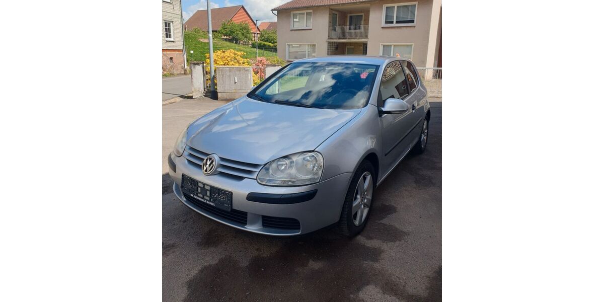 VW Golf 68.750 km 4.899 &euro; Uslar 37170