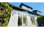 Charmantes Wohnglück - Ihr neues Zuhause mit Carport Terrasse und großem Gartenbereich - Doppelhaushälfte Rosdorf | Angebot:26770582