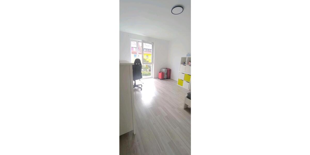 Etagenwohnung Göttingen Oststadt - 4 Zimmer, 20 m&sup2;, 426&euro; | Angebot:24651451