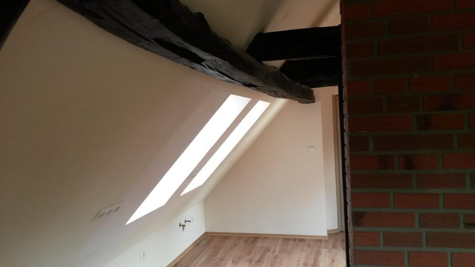 Dachgeschoßwohnung Gleichen - 2 Zimmer, 45 m&sup2;, 385&euro; | Angebot:25406430