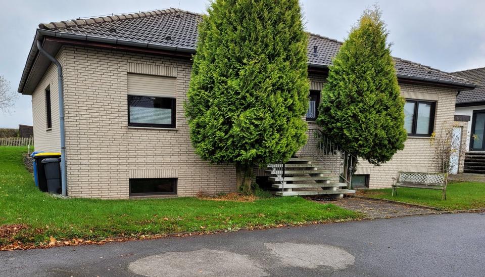 Einfamilienhaus Duderstadt - 8 Zimmer, 120 m&sup2;, 1.300&euro; | Angebot:25334342