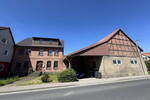 Bauernhaus mit Scheune, großer Garage und Wiese für Handwerker
