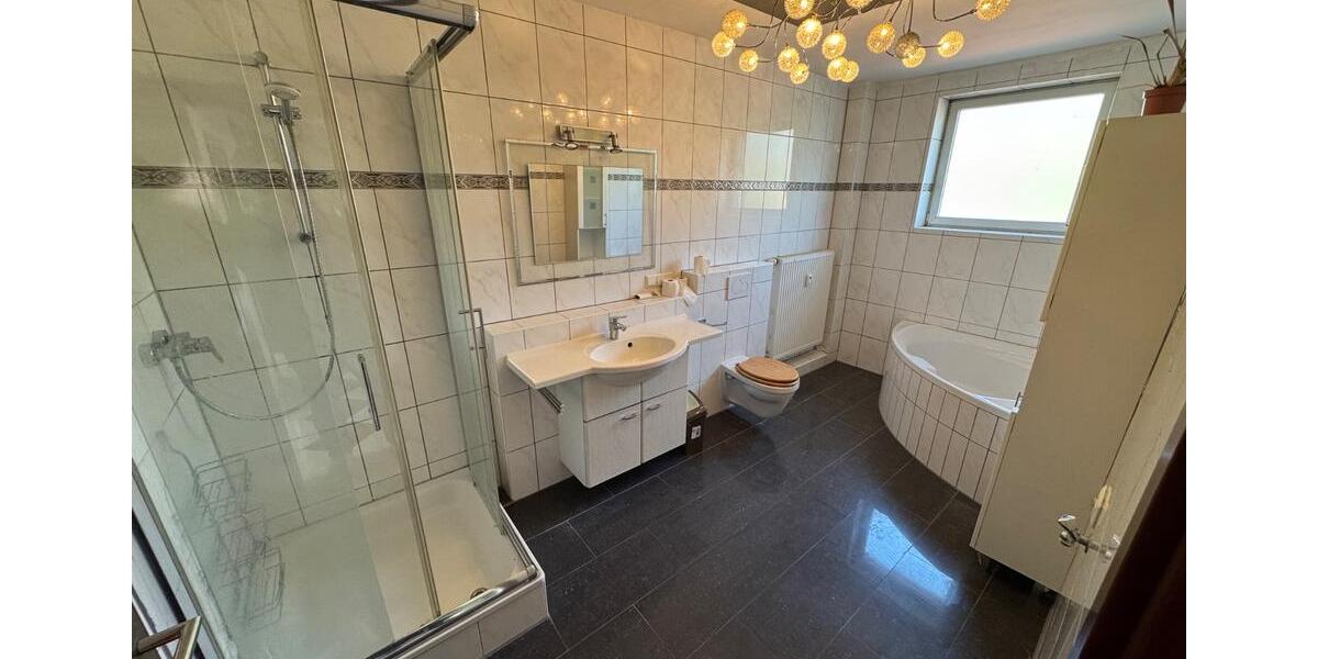 Mehrfamilienhaus, Wohnhaus Northeim - 8 Zimmer, 325 m&sup2;, 350.000&euro; | Angebot:26890514