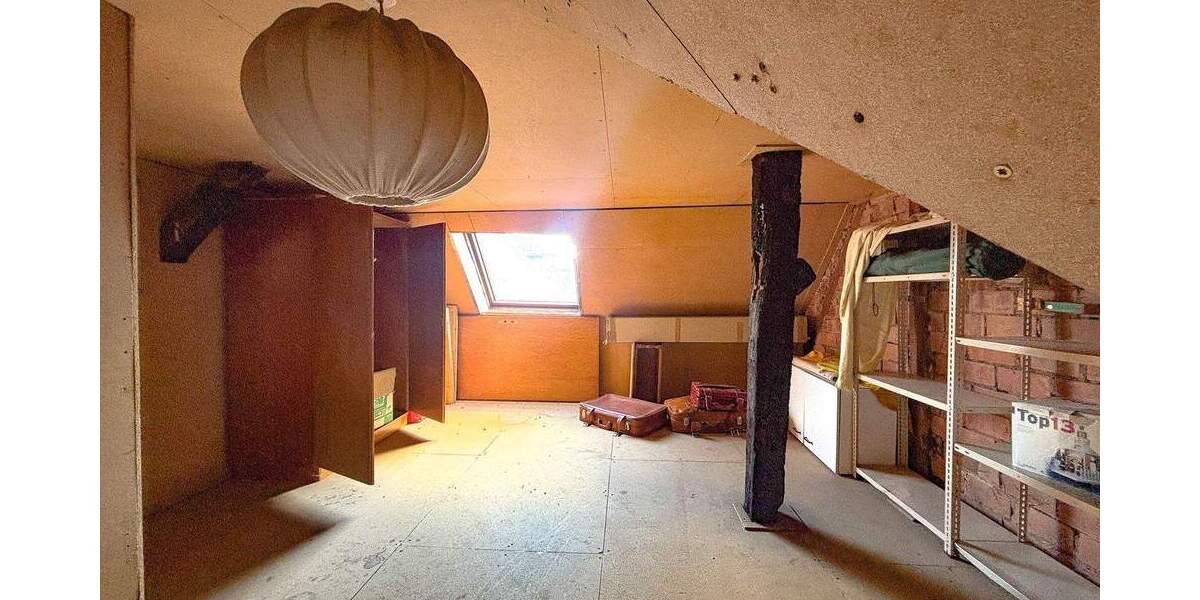 Reihenmittelhaus Hardegsen - 4 Zimmer, 114 m&sup2;, 79.000&euro; | Angebot:25749054