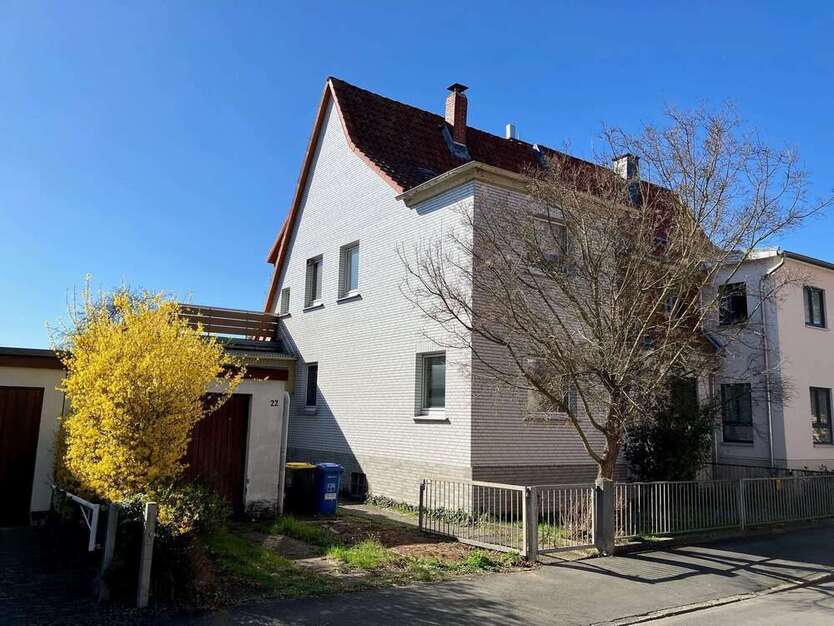 Haus zum Kaufen in Göttingen 294.000 € 223 m²