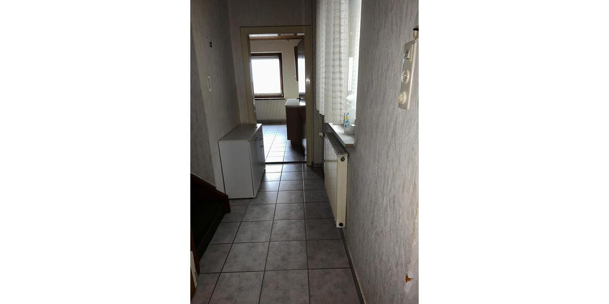 Haus mit zwei Wohnungen- Alles unter einem Dach. 9 zimmer