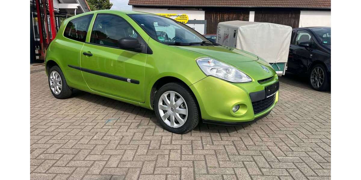 Renault Clio 113.332 km 3.350 &euro; Obernfeld 37434