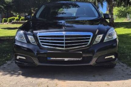 Mercedes-Benz E 350 92.000 km 16.800 &euro; Uslar 37170