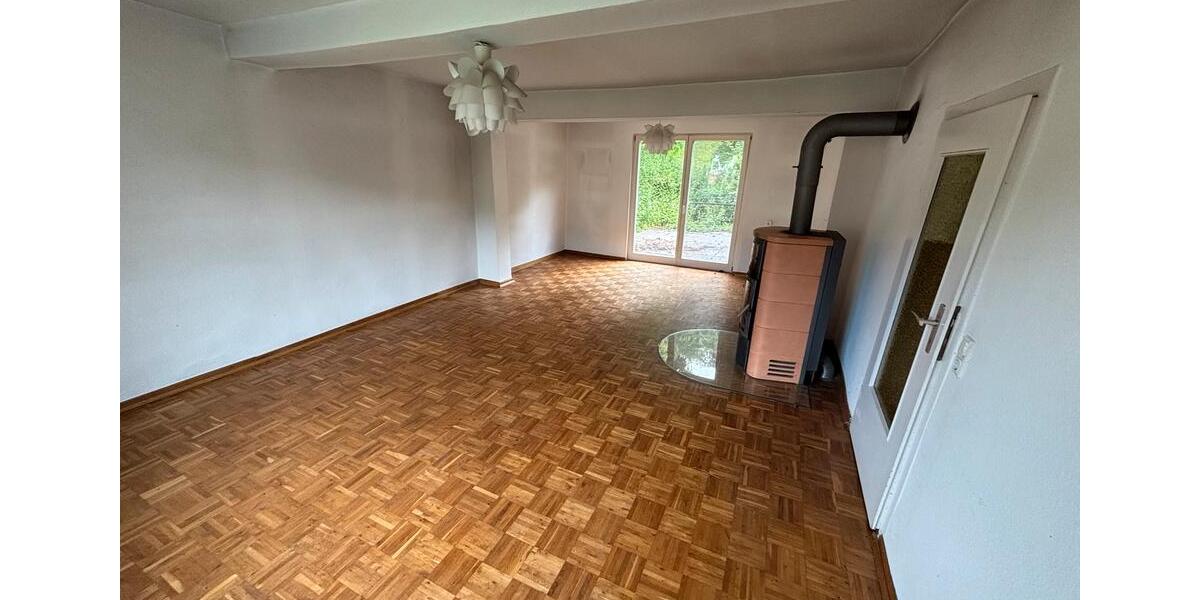 Einfamilienhaus Witzenhausen Blickershausen - 8 Zimmer, 180 m&sup2;, 150.000&euro; | Angebot:27236620