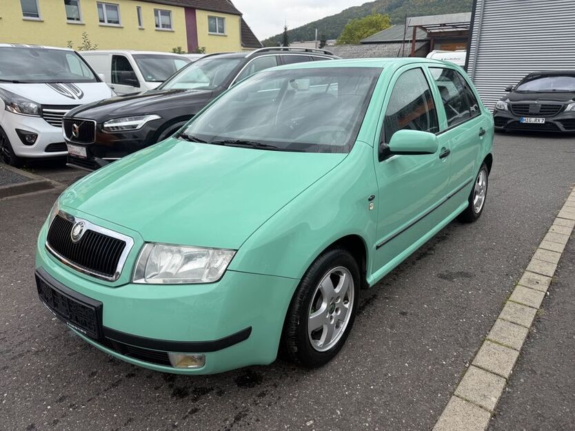 Skoda Fabia 206.000 km 1.990 € Uder 37318