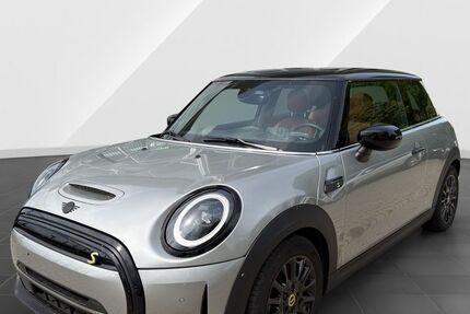 Mini Cooper SE 43.939 km 19.905 &euro; Northeim 37154