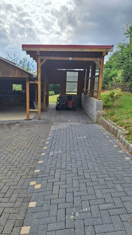 Fuldatal-OT, 2 Fam.Hs. 8 zimmer