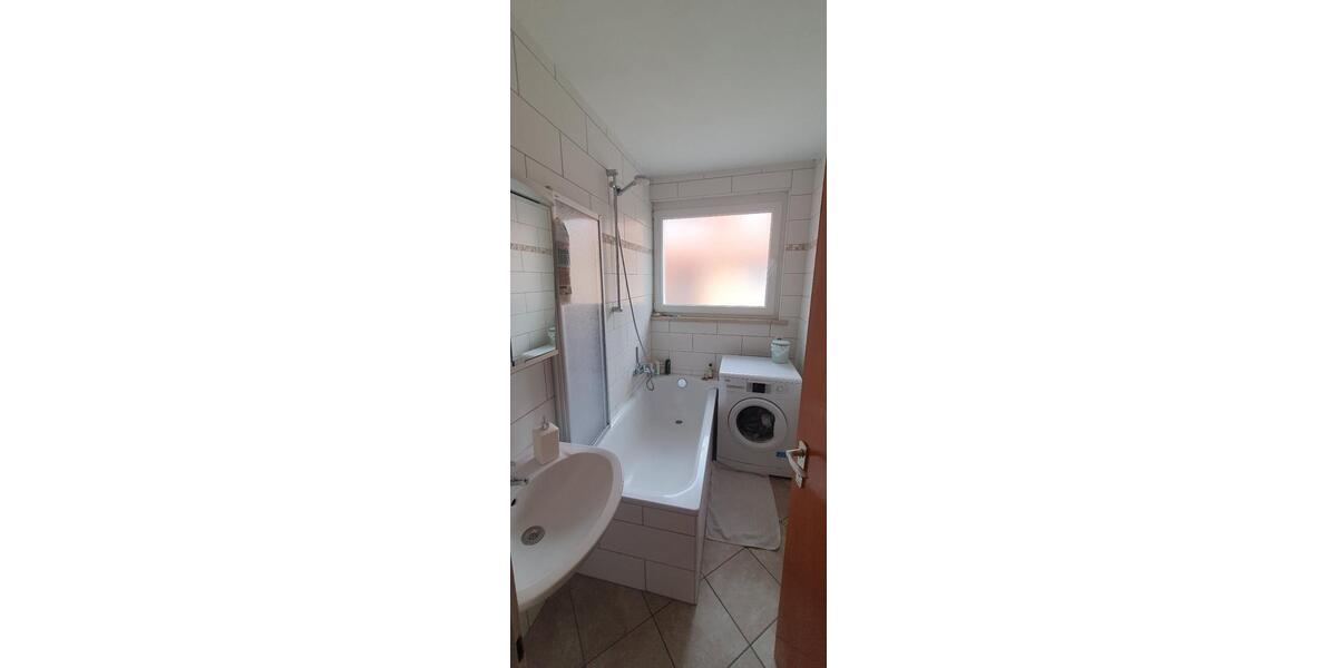 Etagenwohnung Göttingen - 4 Zimmer, 97 m&sup2;, 1.100&euro; | Angebot:26426942
