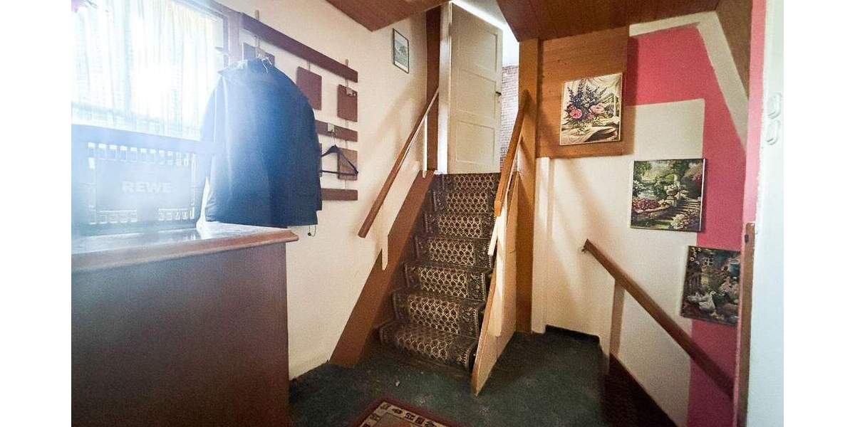 Reihenmittelhaus Hardegsen - 4 Zimmer, 114 m&sup2;, 79.000&euro; | Angebot:25749054