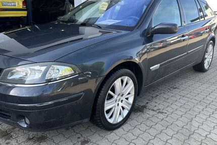 Renault Laguna 123.433 km 2.990 € Göttingen 37081