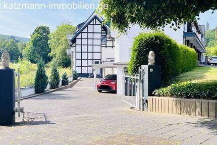 Helle, freundliche 3-Zimmerwohnung mit Balkon in gepflegter Atmosphäre zu verkaufen