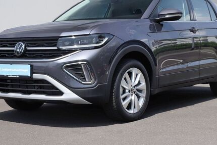 VW T-Cross 14.694 km 28.290 € Göttingen 37081
