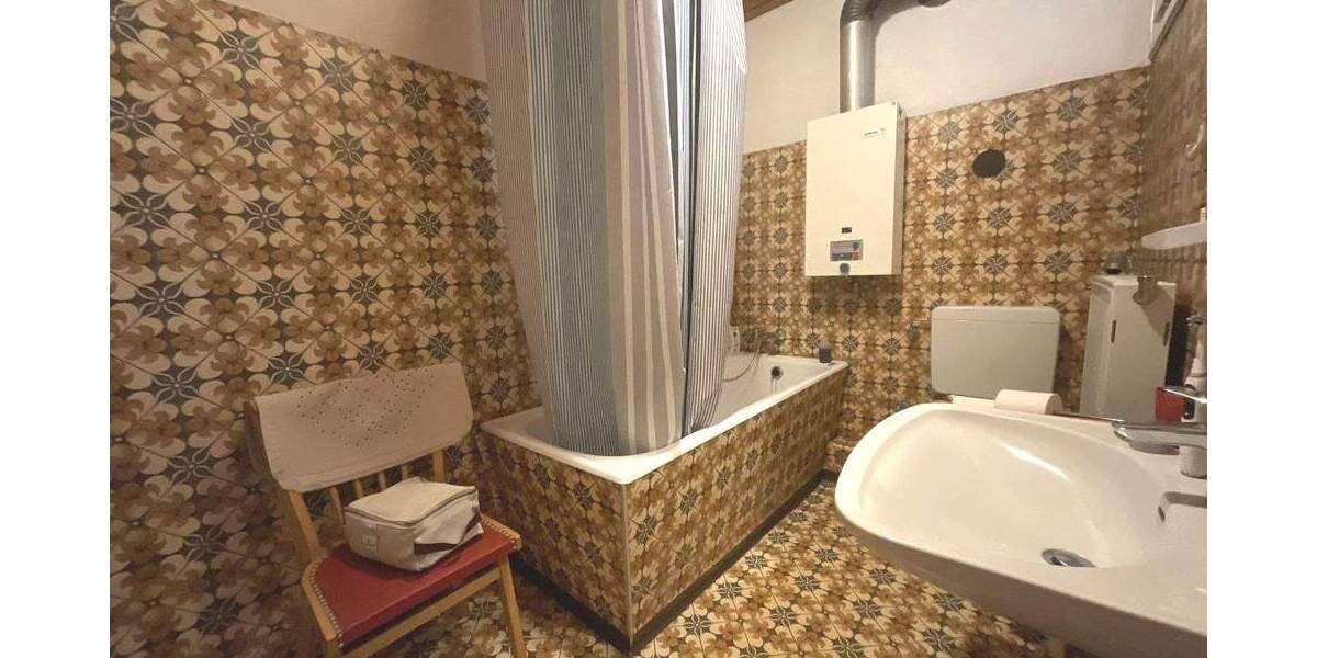 Mehrfamilienhaus, Wohnhaus Bad Sooden-Allendorf Allendorf - 8 Zimmer, 203 m&sup2;, 95.000&euro; | Angebot:25670851