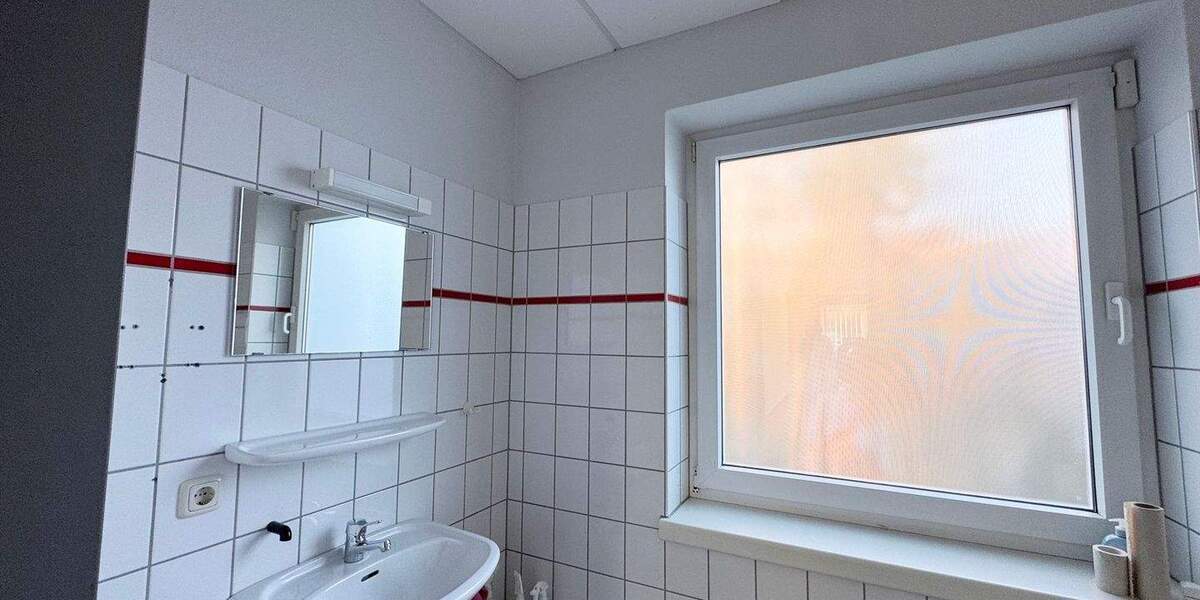 Gewerbeobjekt Göttingen Geismar - 3 Zimmer, 110 m&sup2;, 980&euro; | Angebot:25666254