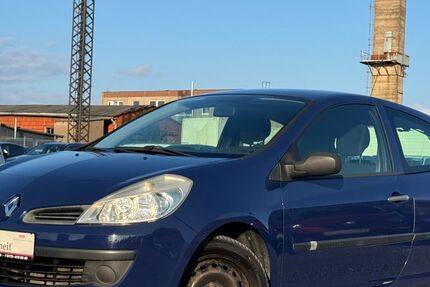 Renault Clio 76.716 km 2.999 € Breitenbach 37327