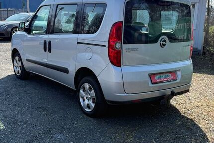 Opel Combo 118.000 km 7.100 &euro; Göttingen 37079