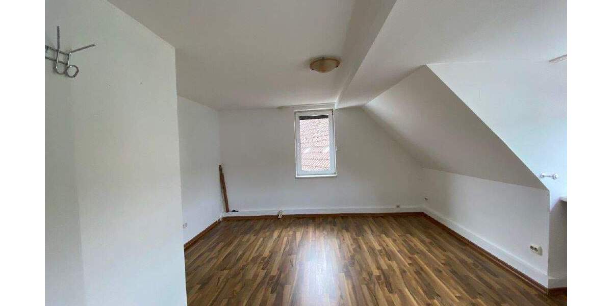 Doppelhaushälfte Göttingen Elliehausen - 7 Zimmer, 144 m&sup2;, 310.000&euro; | Angebot:25152783