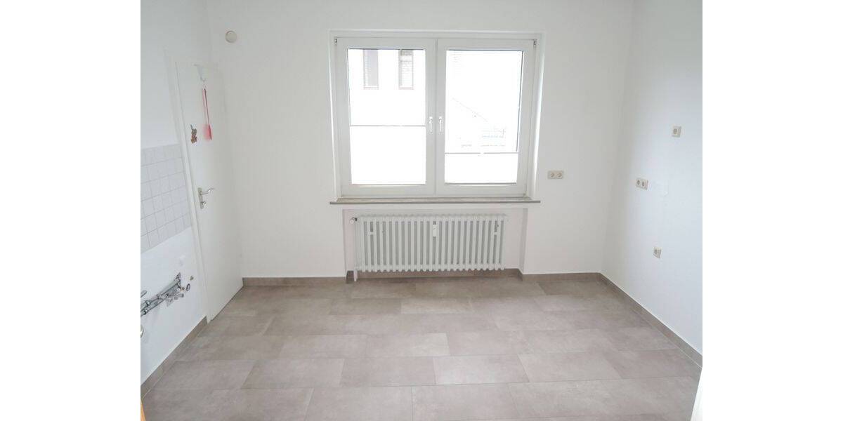 Etagenwohnung Northeim - 4 Zimmer, 98 m&sup2;, 600&euro; | Angebot:26346953