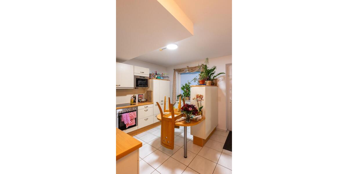 Etagenwohnung Göttingen Oststadt - 2 Zimmer, 61 m&sup2;, 259.000&euro; | Angebot:25063926