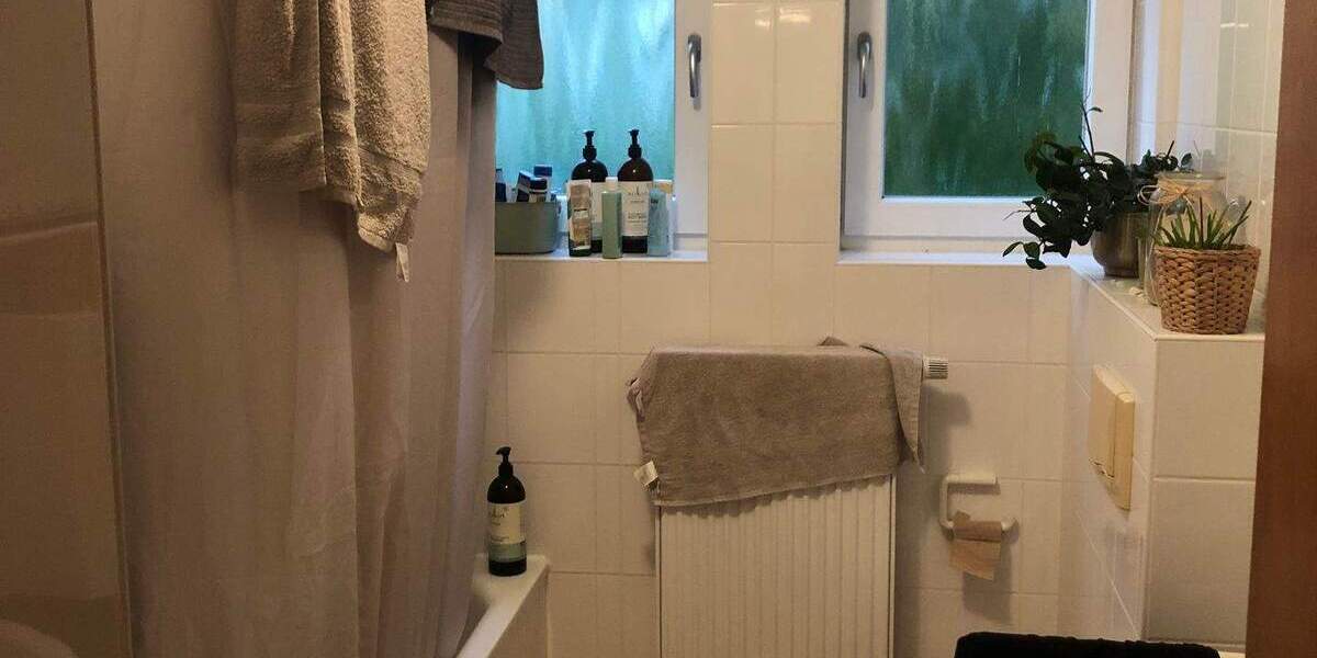 9105680 | 3 Zimmer in traumhafter Lage, mit Balkon und Gartenmitbenutzung 3 zimmer