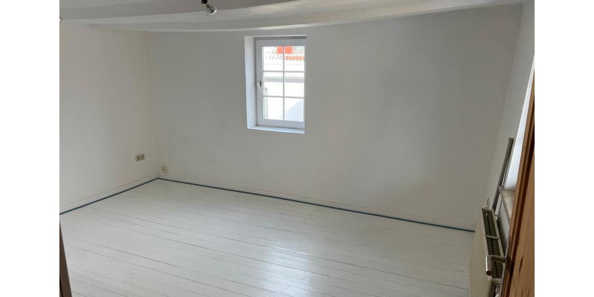 Ab Sofort WG oder kleine Familie 7 zimmer