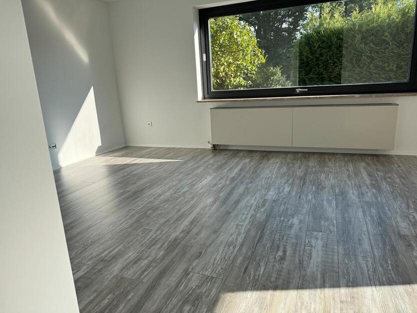 Haus frisch Renoviert und Teilsaniert, Bezugsfertig