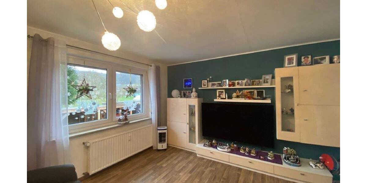 Mehrfamilienhaus mit extra Baugrundstück 4.208 m² in Bovenden-Reyershausen 1 zimmer