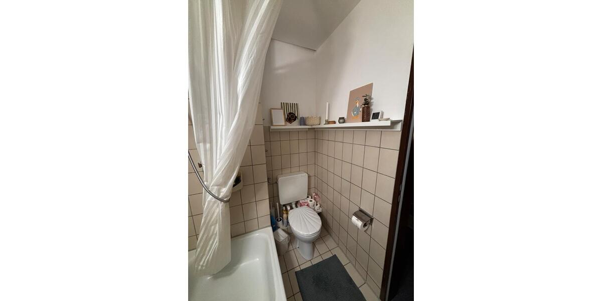 Dachgeschoßwohnung Göttingen Nordstadt - 1 Zimmer, 21 m&sup2;, 490&euro; | Angebot:25805395
