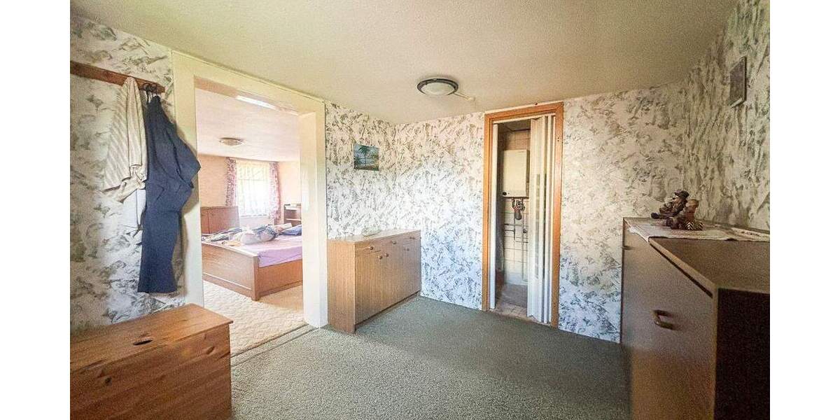 Reihenmittelhaus Hardegsen - 4 Zimmer, 114 m&sup2;, 79.000&euro; | Angebot:25749054