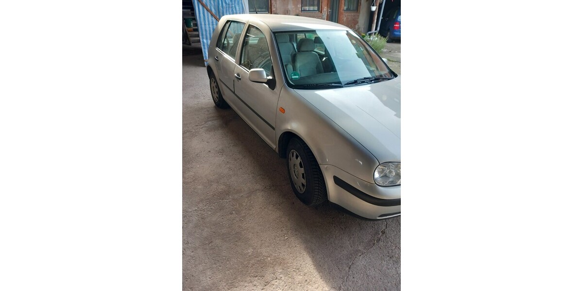 VW Golf V 125.000 km 2.000 € Berlingerode 37339