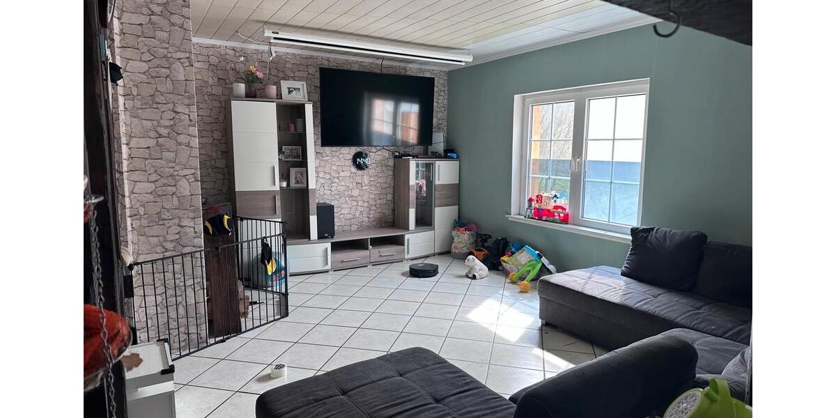 Doppelhaushälfte Bodenfelde - 5.5 Zimmer, 150 m&sup2;, 130.000&euro; | Angebot:26225899