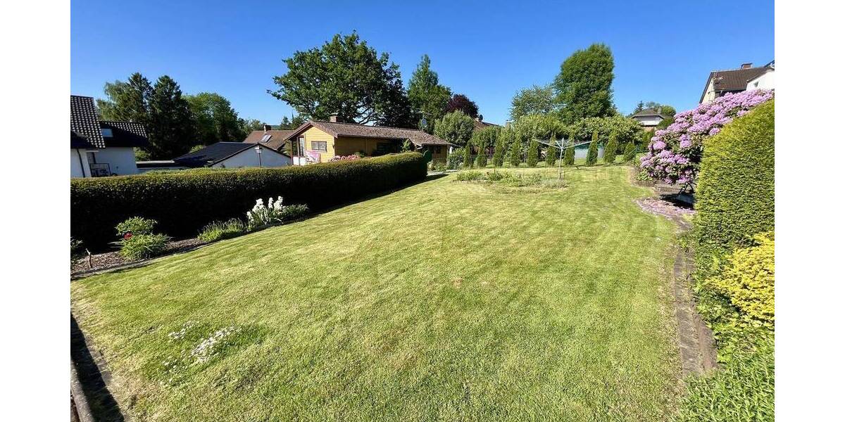 Einfamilienhaus Uslar - 9 Zimmer, 276 m&sup2;, 320.000&euro; | Angebot:26912928