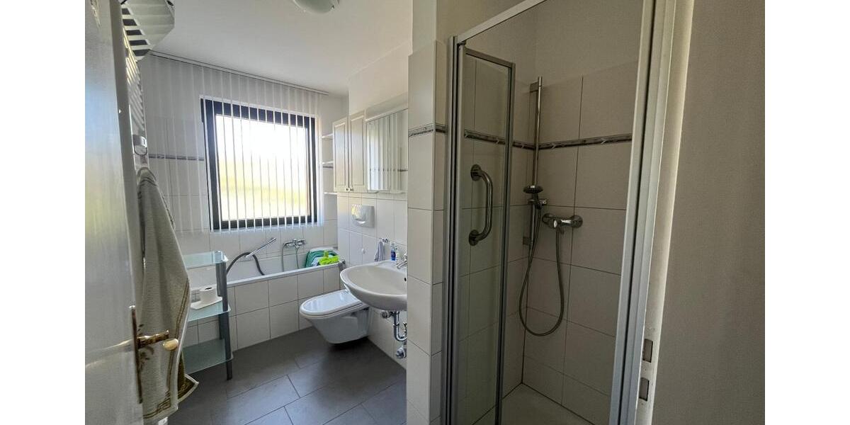 Etagenwohnung Göttingen Oststadt - 3 Zimmer, 97 m&sup2;, 300.000&euro; | Angebot:25273452