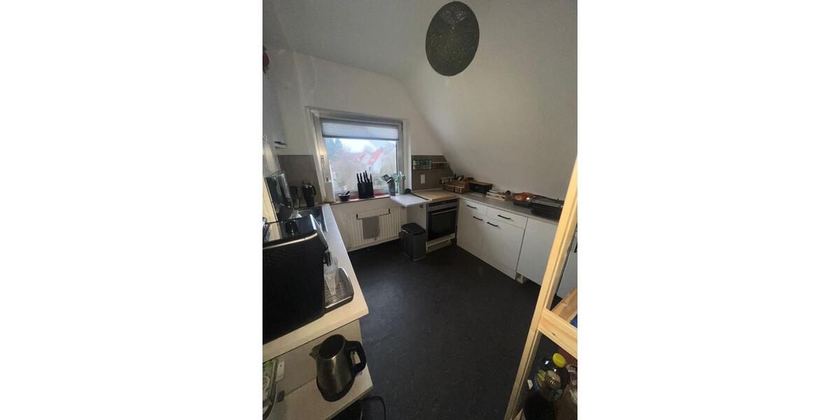 Dachgeschoßwohnung Göttingen - 3 Zimmer, 50 m&sup2;, 400&euro; | Angebot:26321708