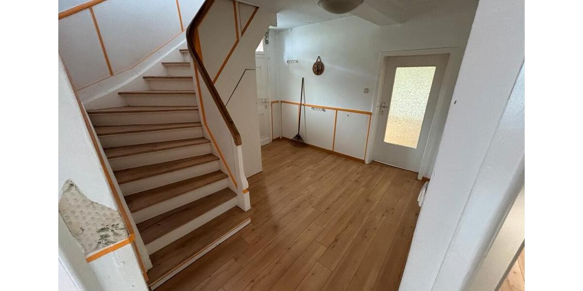 Einfamilienhaus Witzenhausen Blickershausen - 8 Zimmer, 180 m&sup2;, 150.000&euro; | Angebot:26824187