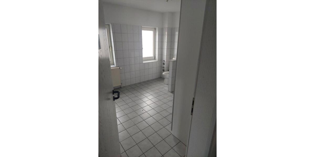 Etagenwohnung Hann. Münden - 13 Zimmer, 327 m&sup2;, 2.000&euro; | Angebot:25158236