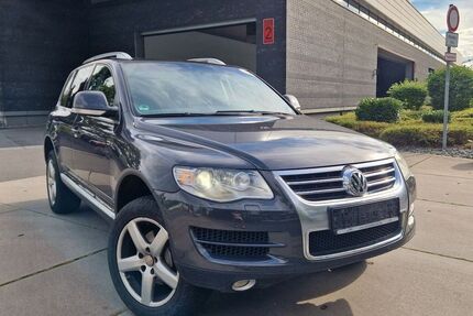 VW Touareg 221.301 km 7.999 &euro; Göttingen 37077