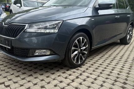 Skoda Fabia 104.900 km 8.990 &euro; Göttingen 37081