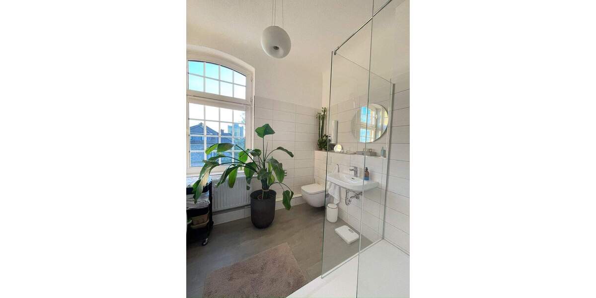 9114688 | traumhafte 3-Zimmer Altbauwohnung in zentraler Lage, EBK 3 zimmer