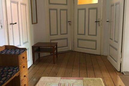 4 Zimmer Wohnung incl. Bad mit Dusche, Wanne und WC 4 zimmer